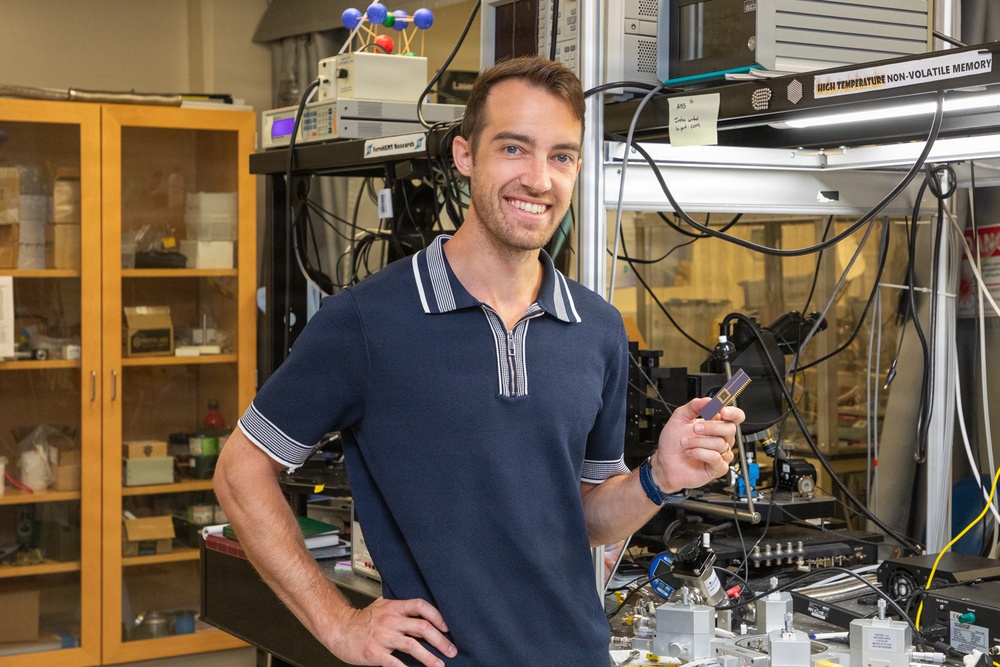 Fundamental research discovery solves thermal limits for future intelligent military systems