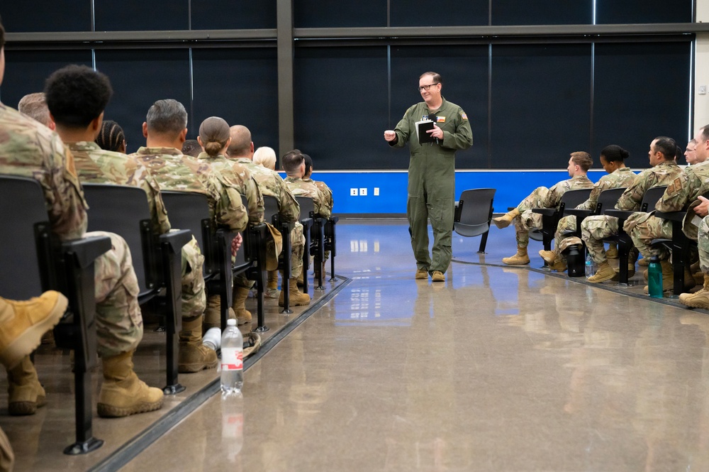 Col. Jeffrey Urges Alamo Wing Airmen to "Teach the Next Generation" During Farewell Address