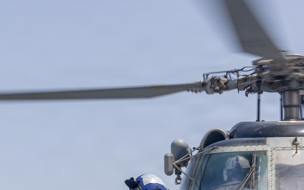 Flight Operations Aboard USS Ross (DDG 71)