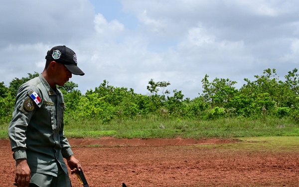 Joint Task Force-Bravo conducts military working dogs bilateral training with Panama’s Policía Nacional
