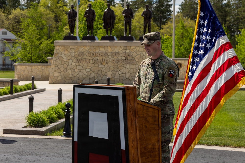 Incoming Commander Greets Audience