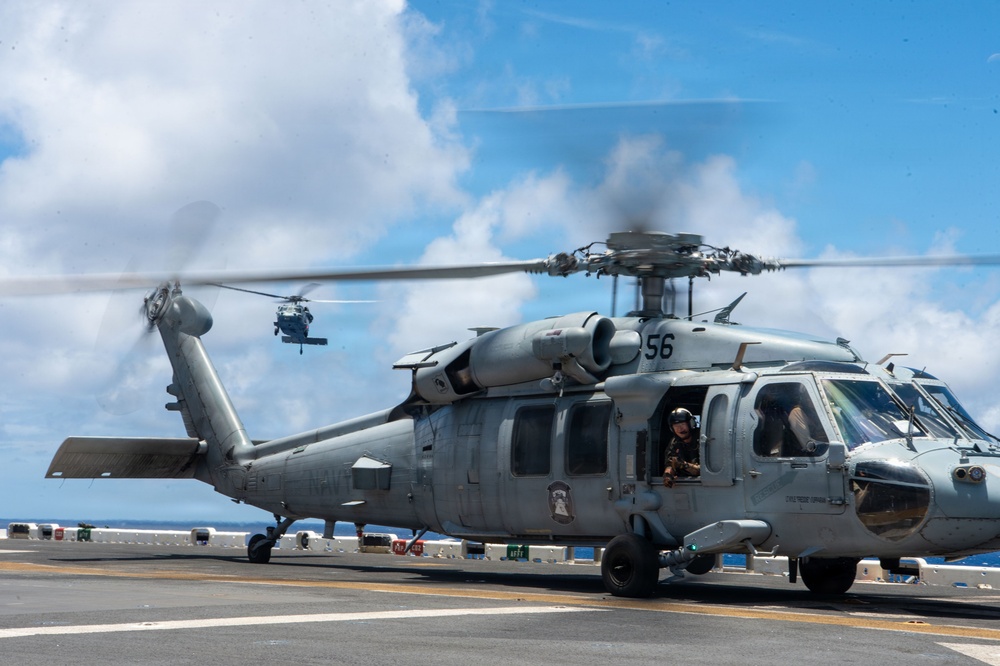 USS Essex (LHD 2) Flight Operations