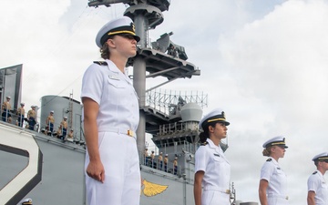 USS Essex (LHD 2) Mans the Rails Departing JBPHH