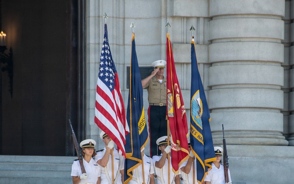 U.S. Naval Academy Plebe Parent Weekend kicks off with Noon Meal Formation