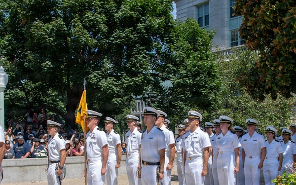 U.S. Naval Academy Plebe Parent Weekend kicks off with Noon Meal Formation