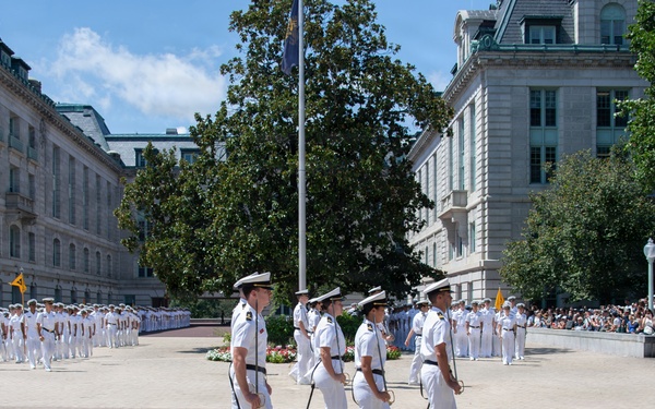 U.S. Naval Academy Plebe Parent Weekend kicks off with Noon Meal Formation