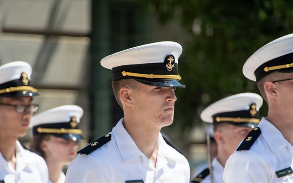 U.S. Naval Academy Plebe Parent Weekend kicks off with Noon Meal Formation