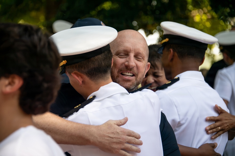 U.S. Naval Academy Plebe Parent Weekend kicks off with Noon Meal Formation