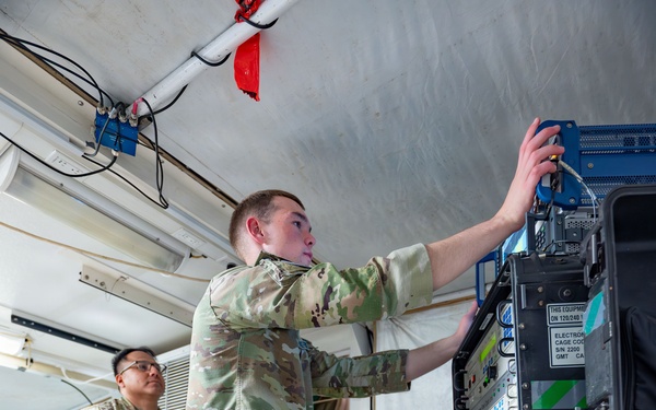 Electromagnetic Warfare Guardians Sharpen Tactical Edge with QLAA and GMT Systems