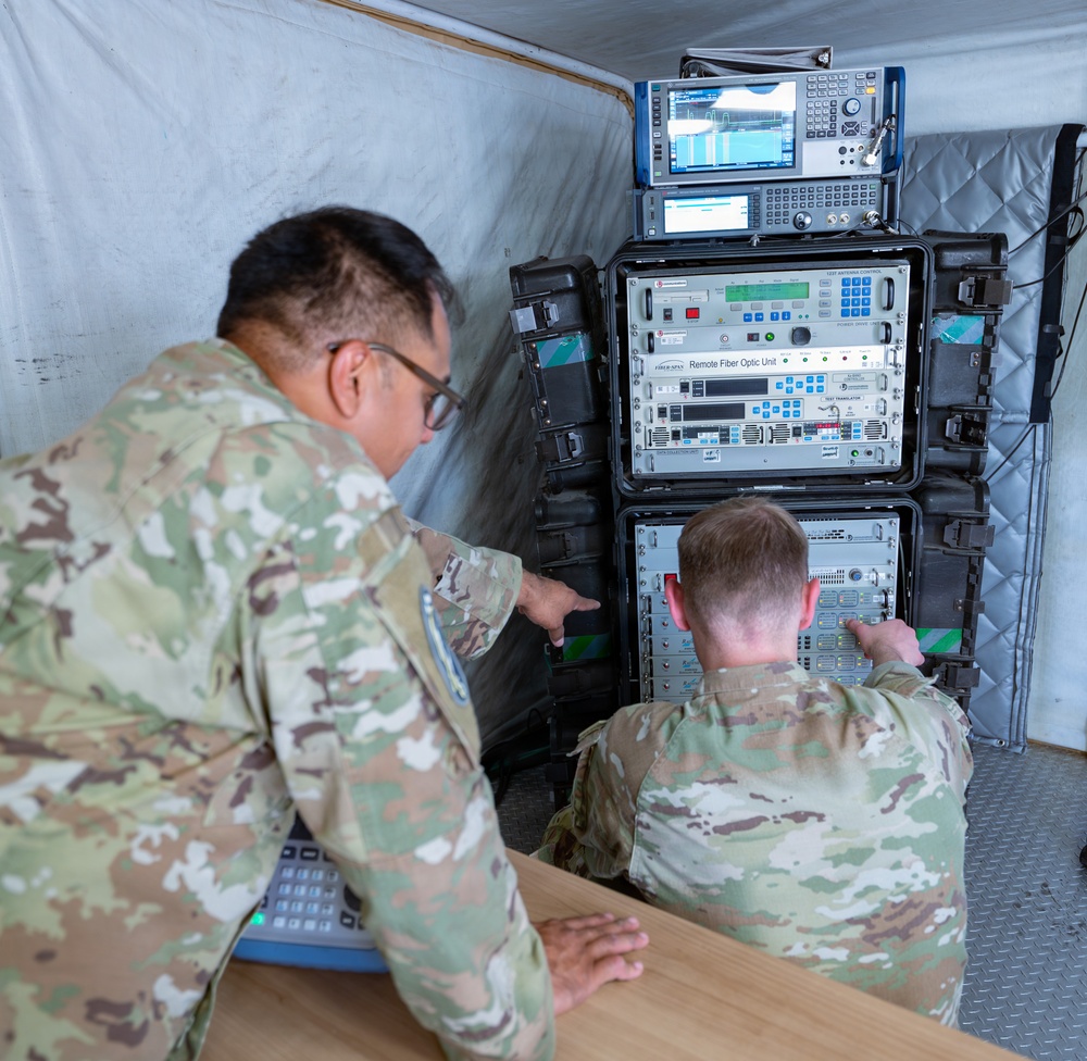 Electromagnetic Warfare Guardians Sharpen Tactical Edge with QLAA and GMT Systems