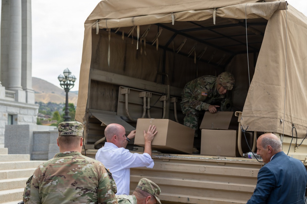 Utah National Guard Helps Deliver Care Packages to Deployed Families
