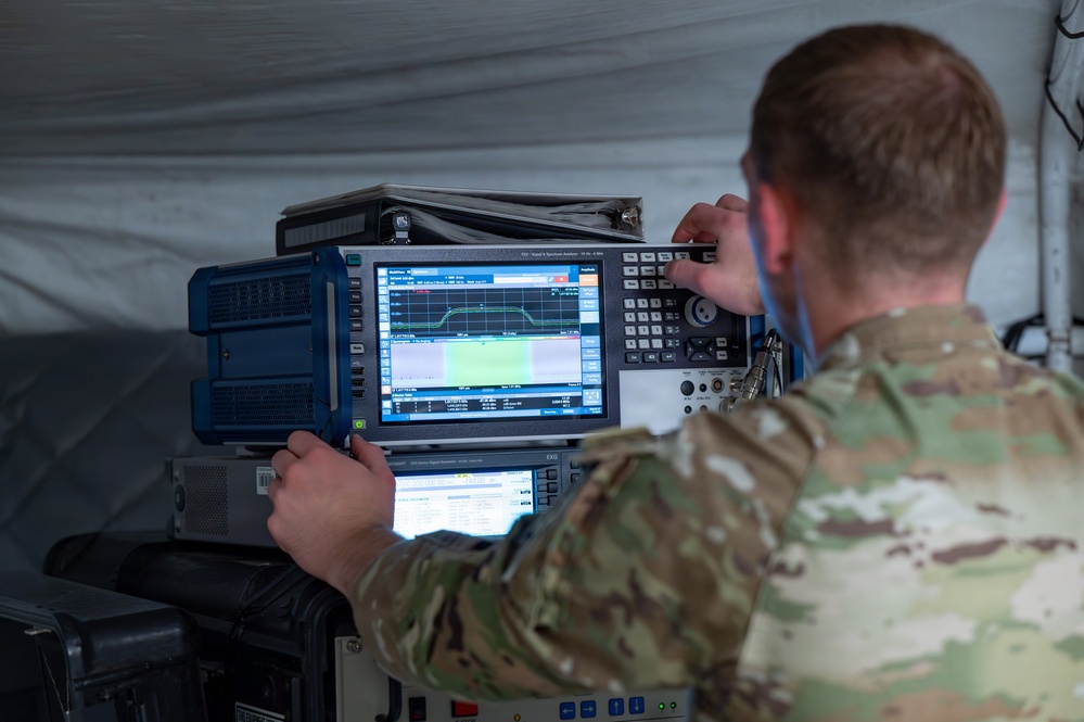Electromagnetic Warfare Guardians Sharpen Tactical Edge with QLAA and GMT Systems