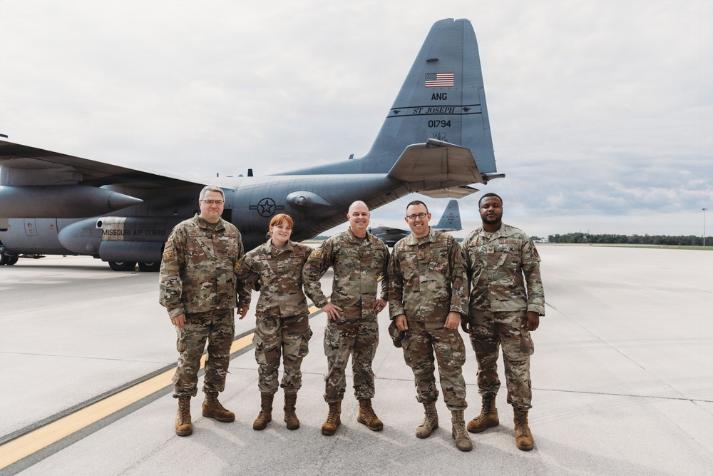 Tech. Sgt. Daveon Upchurch reenlists into the Missouri Air National Guard