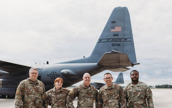 Tech. Sgt. Daveon Upchurch reenlists into the Missouri Air National Guard