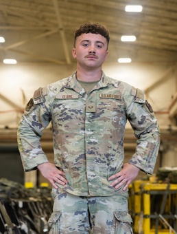 Hurlburt Airman saves man from burning car