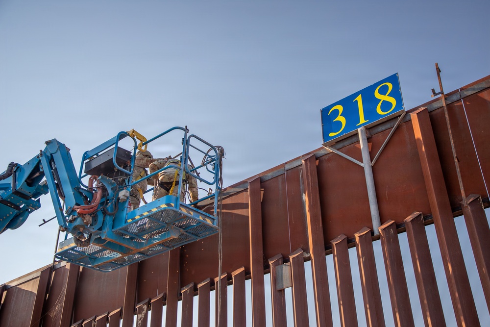 62nd Engineer Battalion Reinforces Southern Barrier with C-Wire