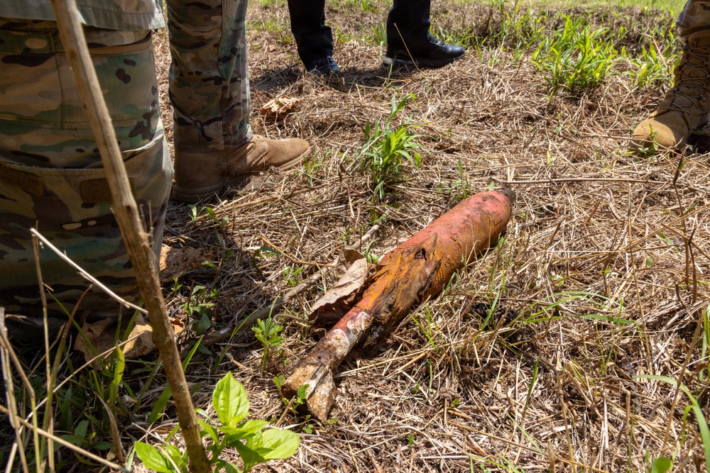 U.S Army EOD Detonates WWII White Phosphorus Munition