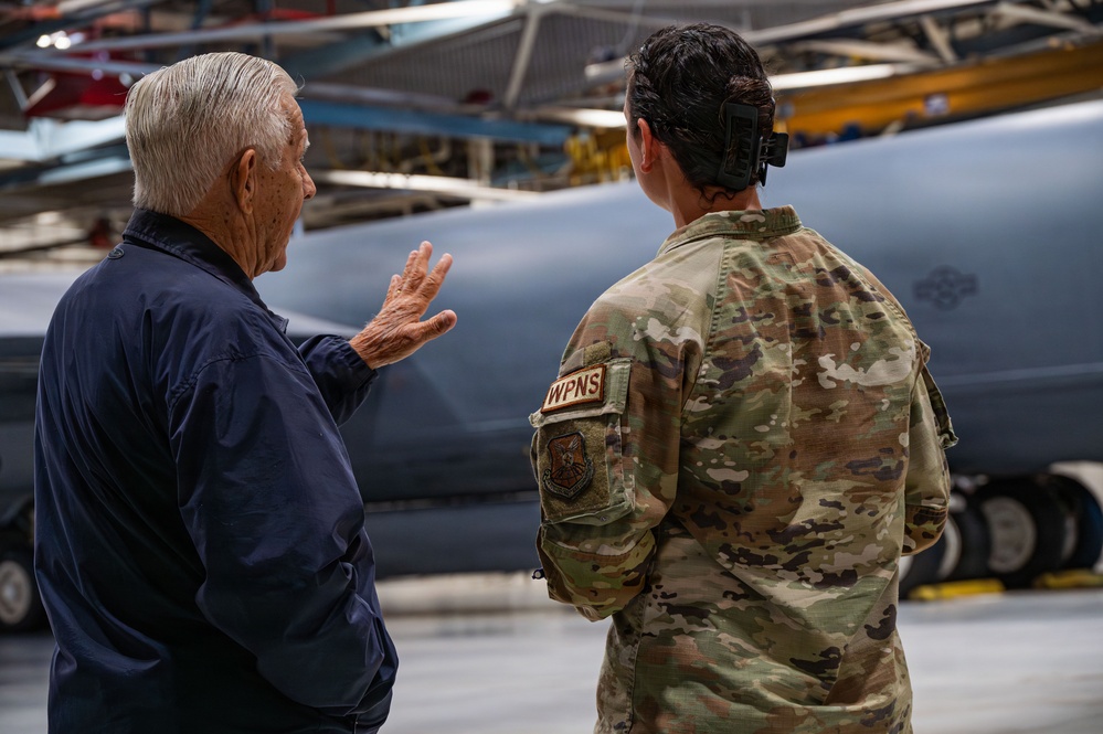 Vietnam Veteran Revisits B-52H During Minot AFB Tour