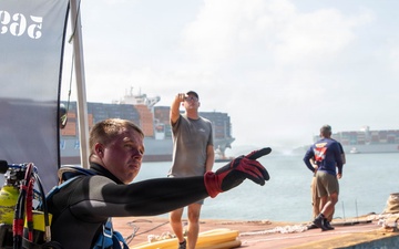 569th Dive Detachment conducts recovery exercise in Panama Canal