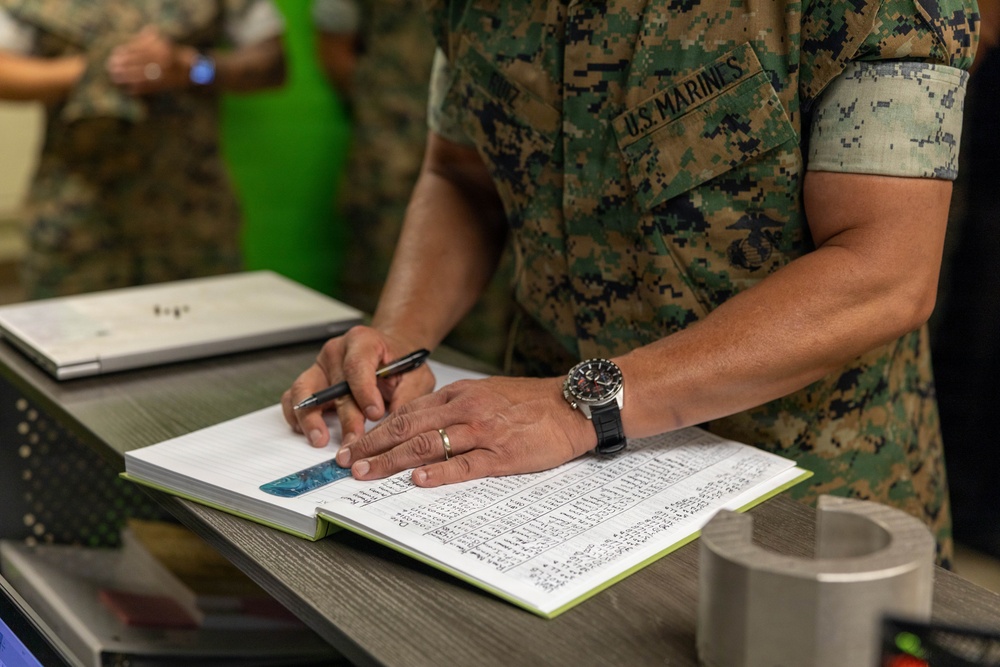 Sergeant Major of the Marine Corps visits Marine Corps Base Hawaii