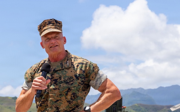 MARFORPAC hosts change of command ceremony