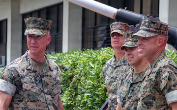 Commandant Visits MCBH: Commandant engages with Marines during visit to Marine Corps Base Hawaii