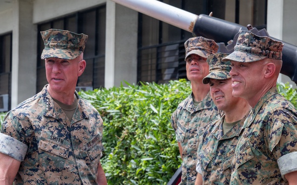 Commandant Visits MCBH: Commandant engages with Marines during visit to Marine Corps Base Hawaii