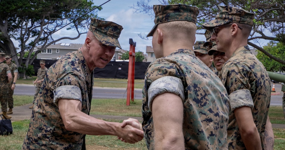 Commandant Visits MCBH: Commandant engages with Marines during visit to Marine Corps Base Hawaii