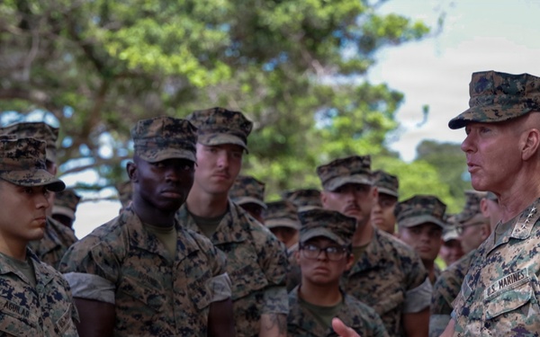 Commandant Visits MCBH: Commandant engages with Marines during visit to Marine Corps Base Hawaii