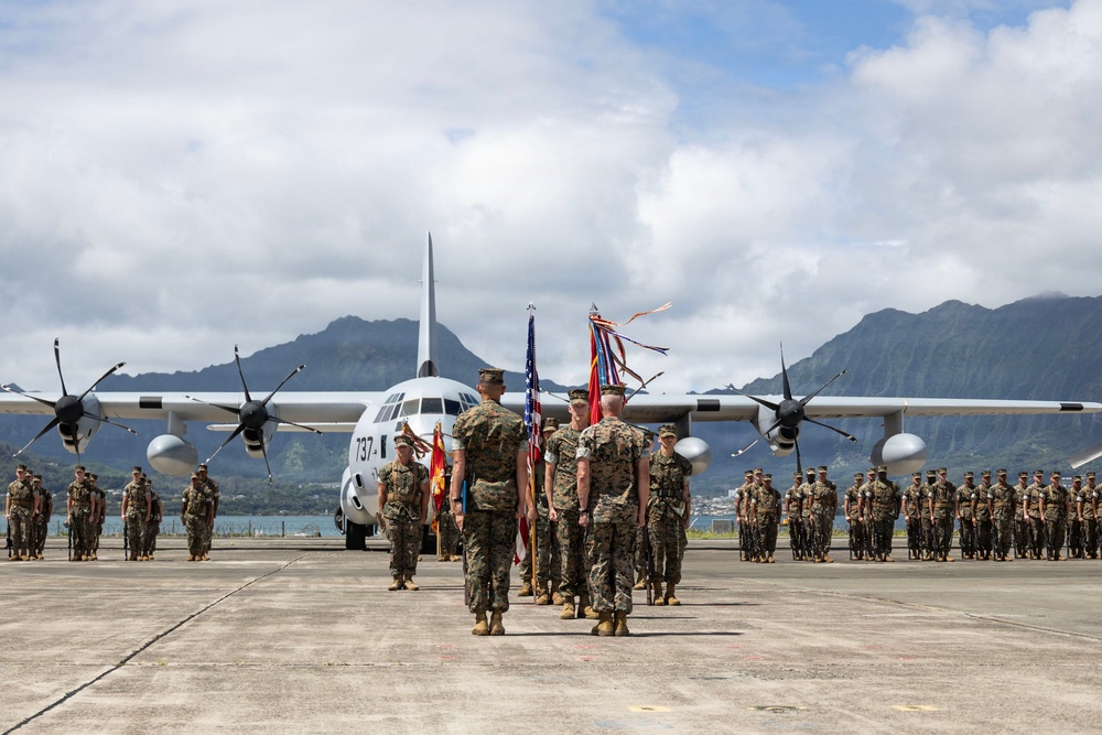 SMMC Ruiz attends MARFORPAC change of command ceremony