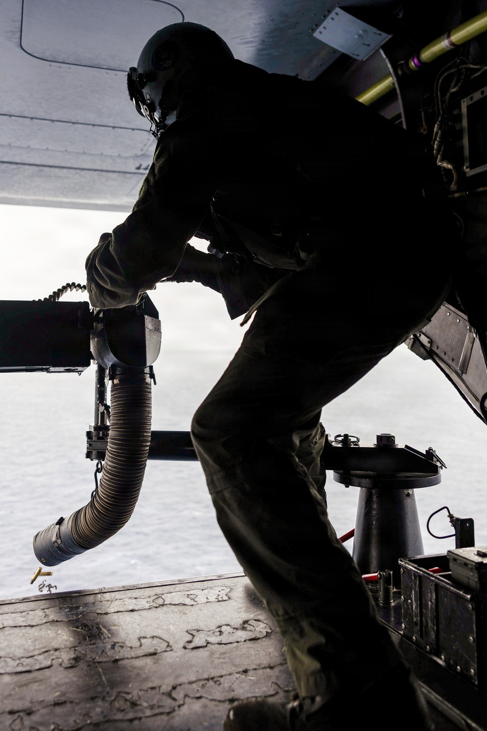 VMM-164 (REIN) conducts live-fire exercise