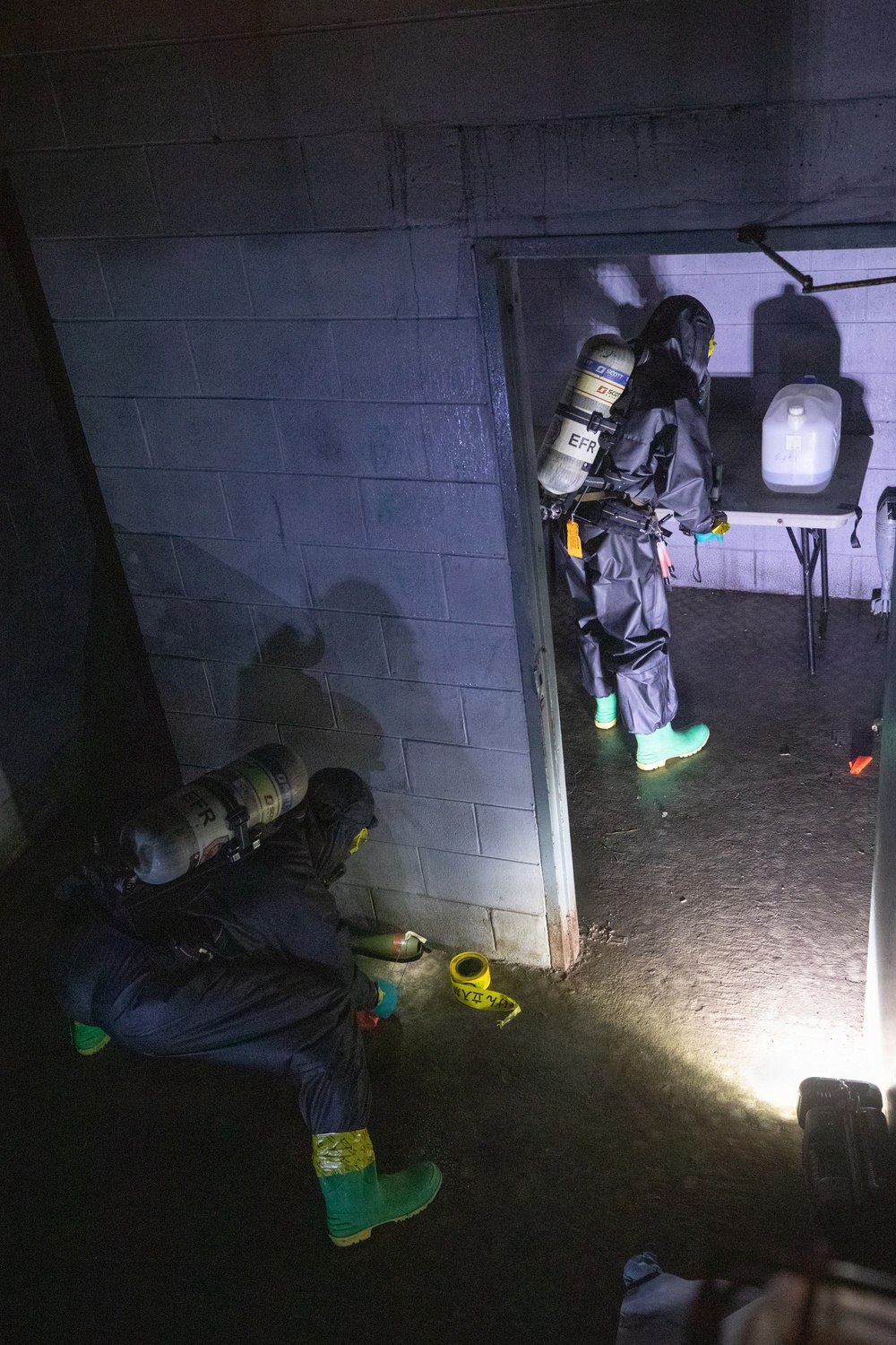 U.S. Marines Participate in Leaking Chemical Munition Disposition Training