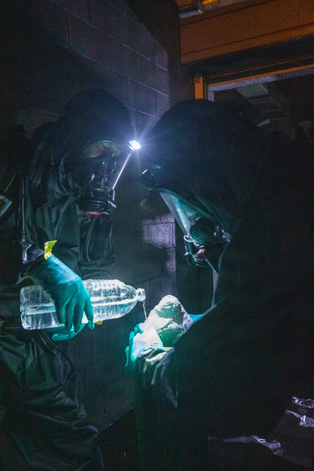 U.S. Marines Participate in Leaking Chemical Munition Disposition Training