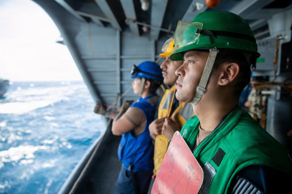 George Washington Conducts Fueling at Sea