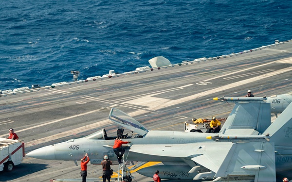 George Washington Conducts Flight Operations