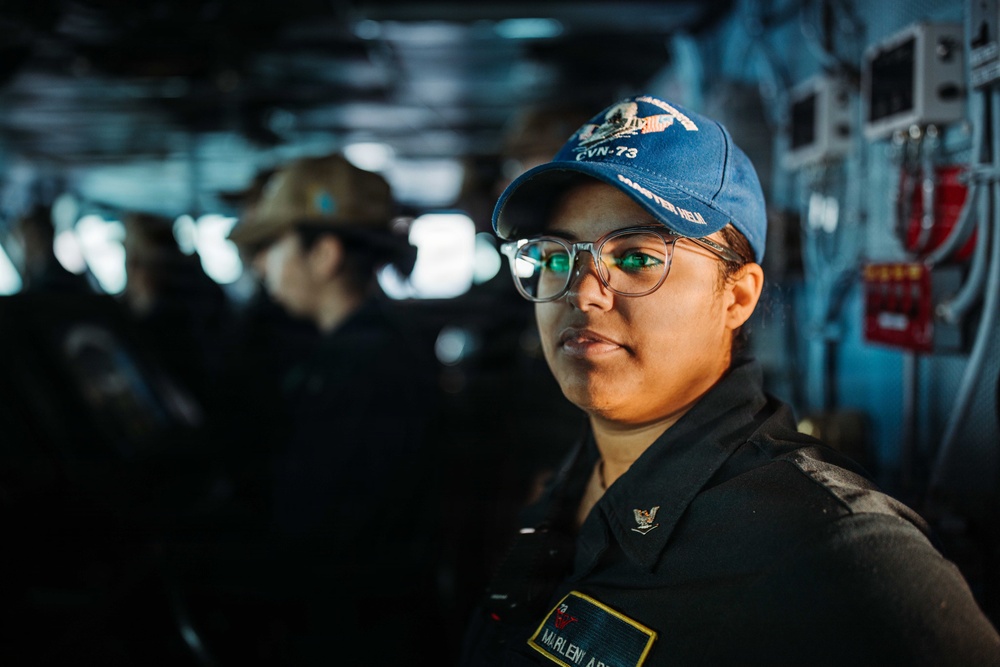 George Washington Anchors in Vietnam
