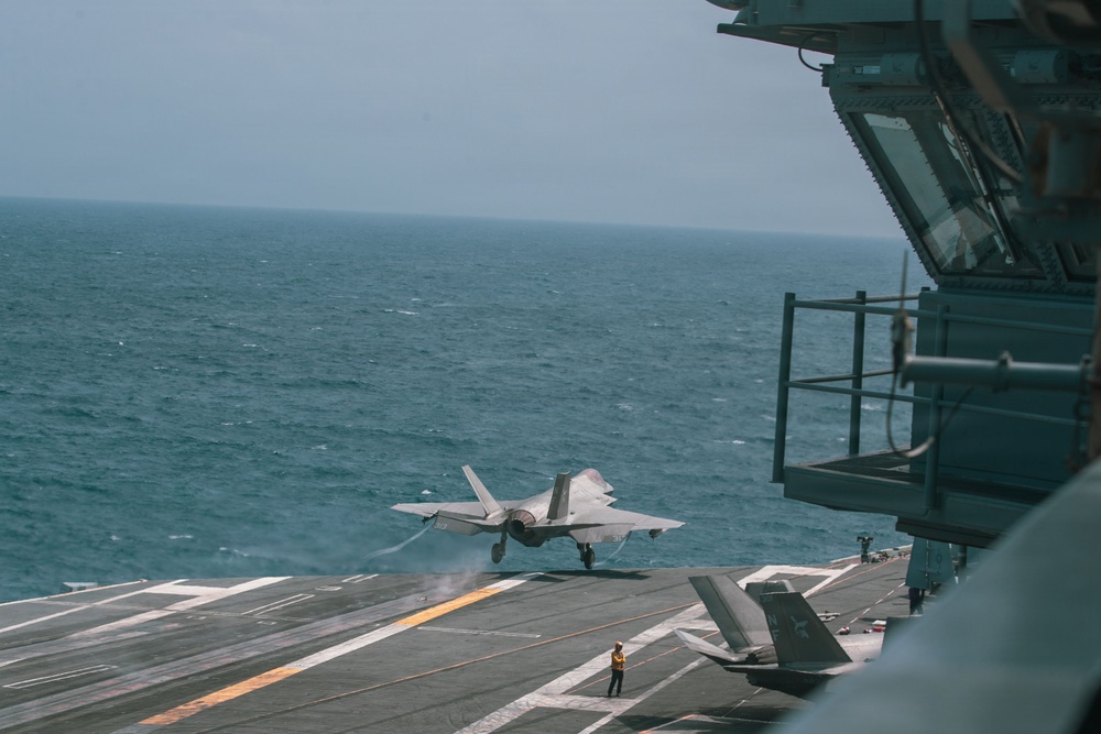 George Washington Conducts Flight Operations