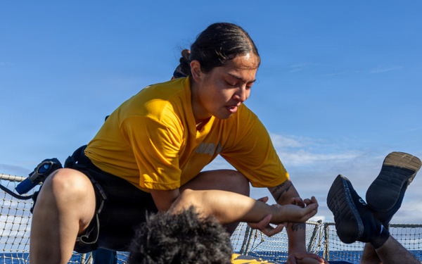 USS Mustin conducts security reaction force-bravo course