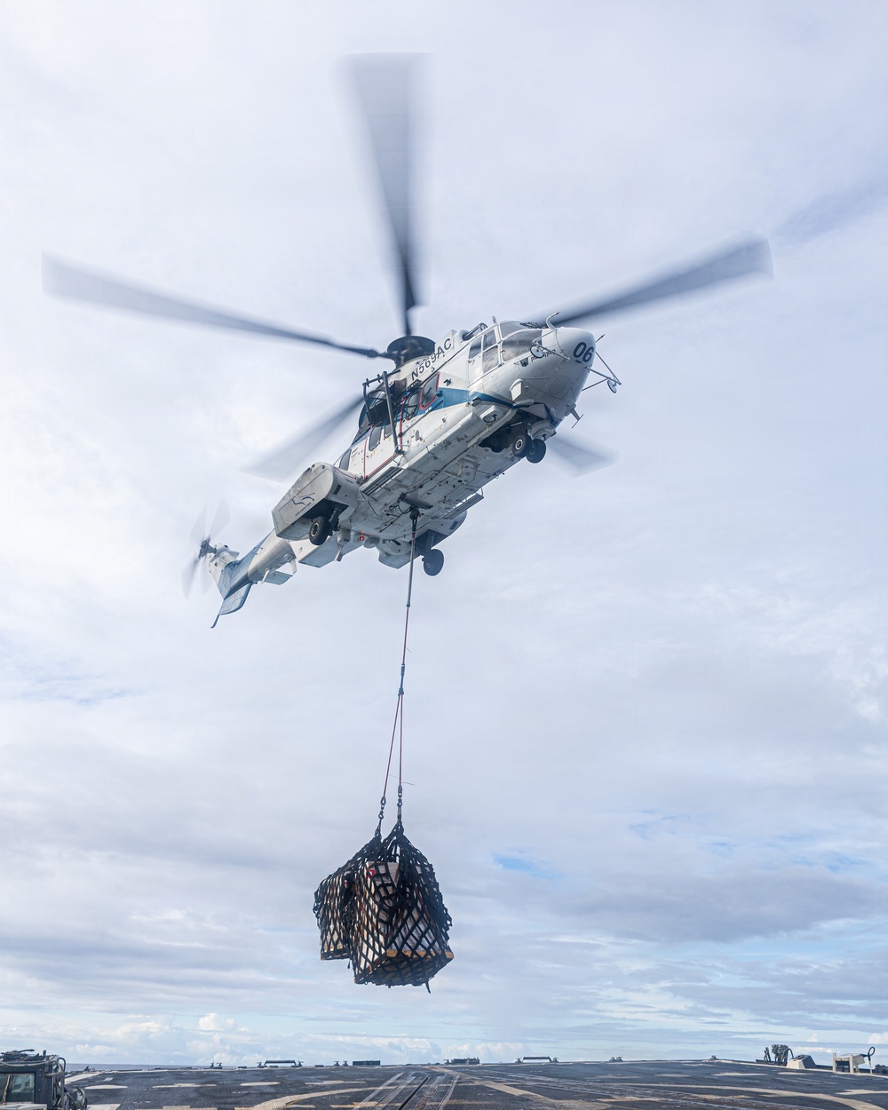 USS Mustin conducts flight operations