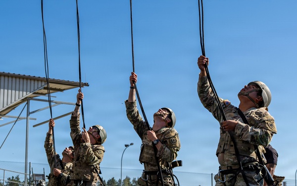 Air Assault Rappels