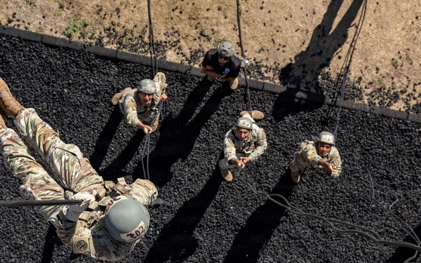 Air Assault Rappels