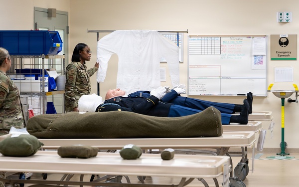 Australian Defence Leader Visits AFMAO to Learn from Care for the Fallen