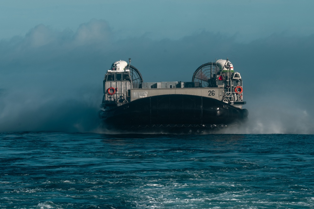 USS Arlington (LPD 24) Conducts LCAC Operations During UNITAS 2025