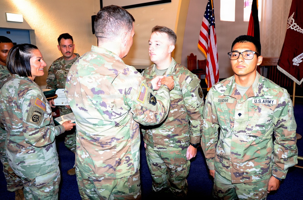 LRMC Medics Overcome Adversity to Take 3rd in MEDCOM Best Squad Competition