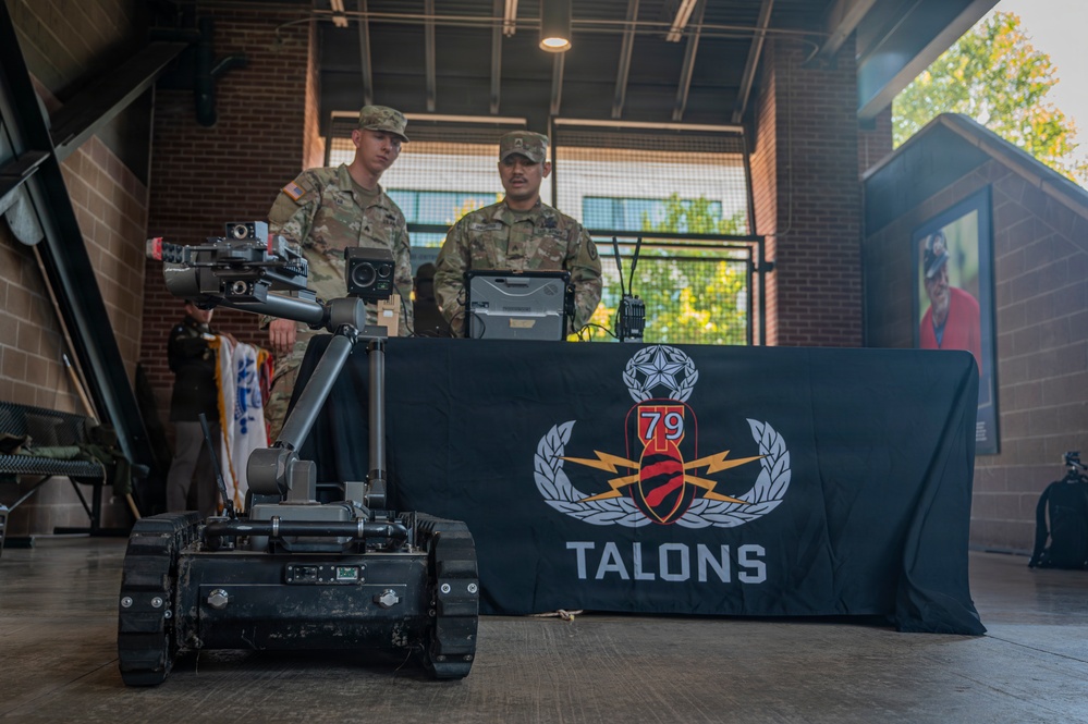 Oklahoma City Comets hosts Salute to Armed Forces Night