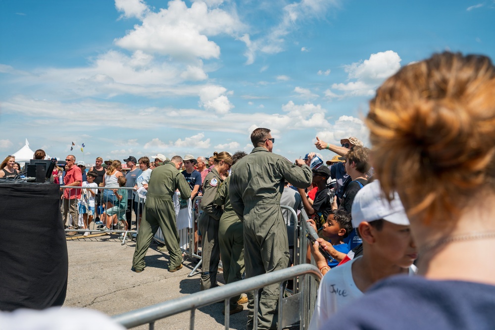 Mighty moose over the NY Air Show
