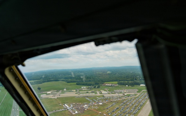Mighty moose over the NY Air Show