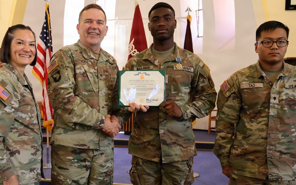 LRMC Medics Overcome Adversity to Take 3rd in MEDCOM Best Squad Competition