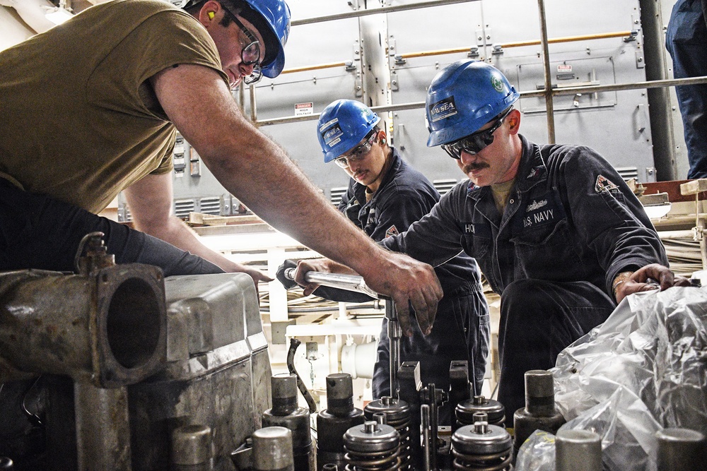 SIMA San Diego Sailors Refurbish Engine