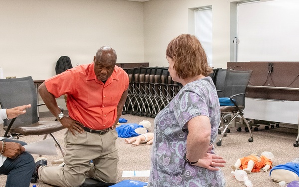 Kenner Army Health Clinic Personnel Conduct Basic Life Support Training